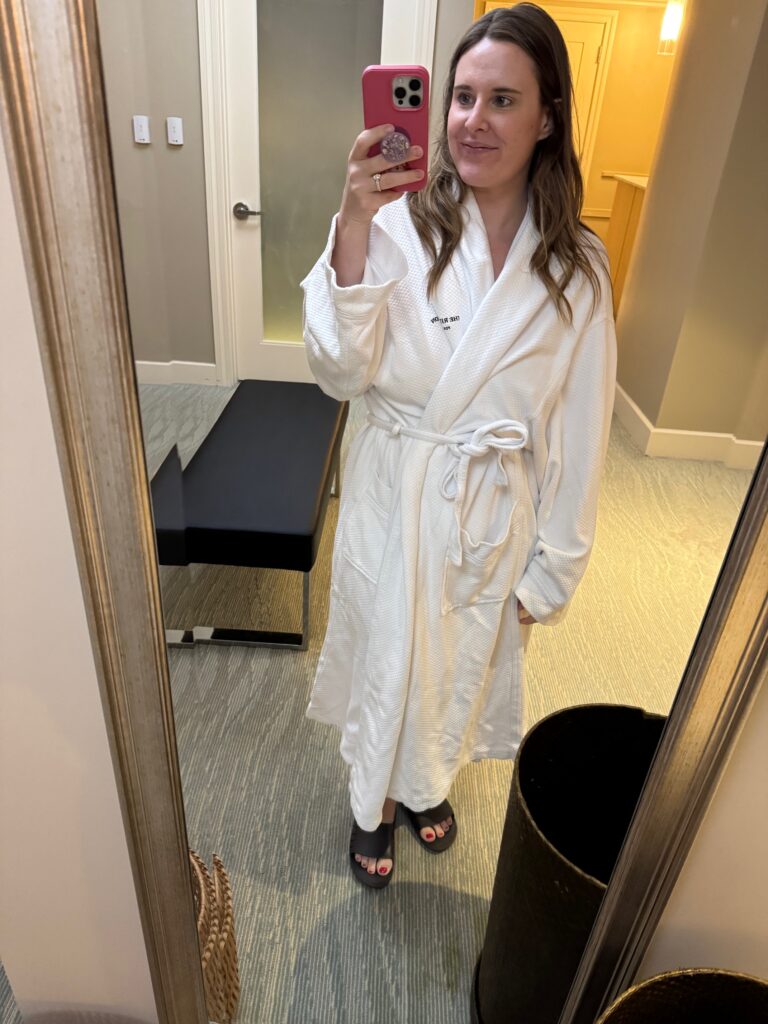 Gorgeous robe